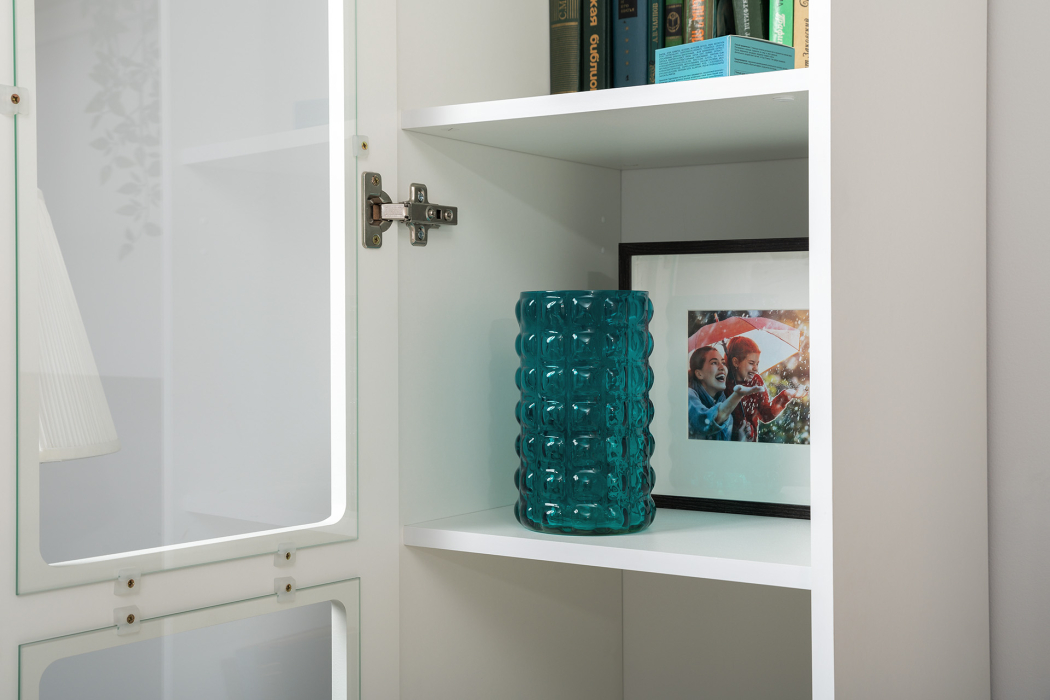 Витрины, Шкаф-витрина Остин 16.394.03, белая шагрень, дуб золотой крафт