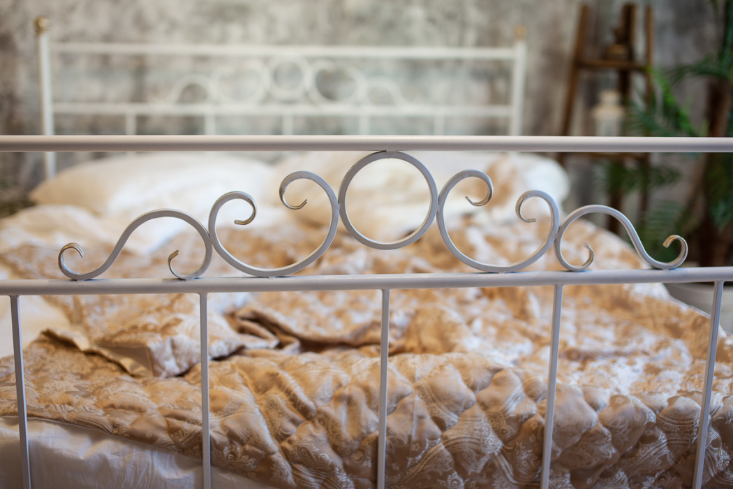 Кованые кровати, Кованая кровать Сандра1.4 с одной спинкой